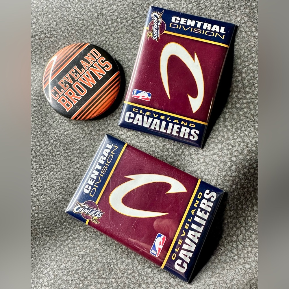 NBA Cavaliers and Cleveland Browns Button